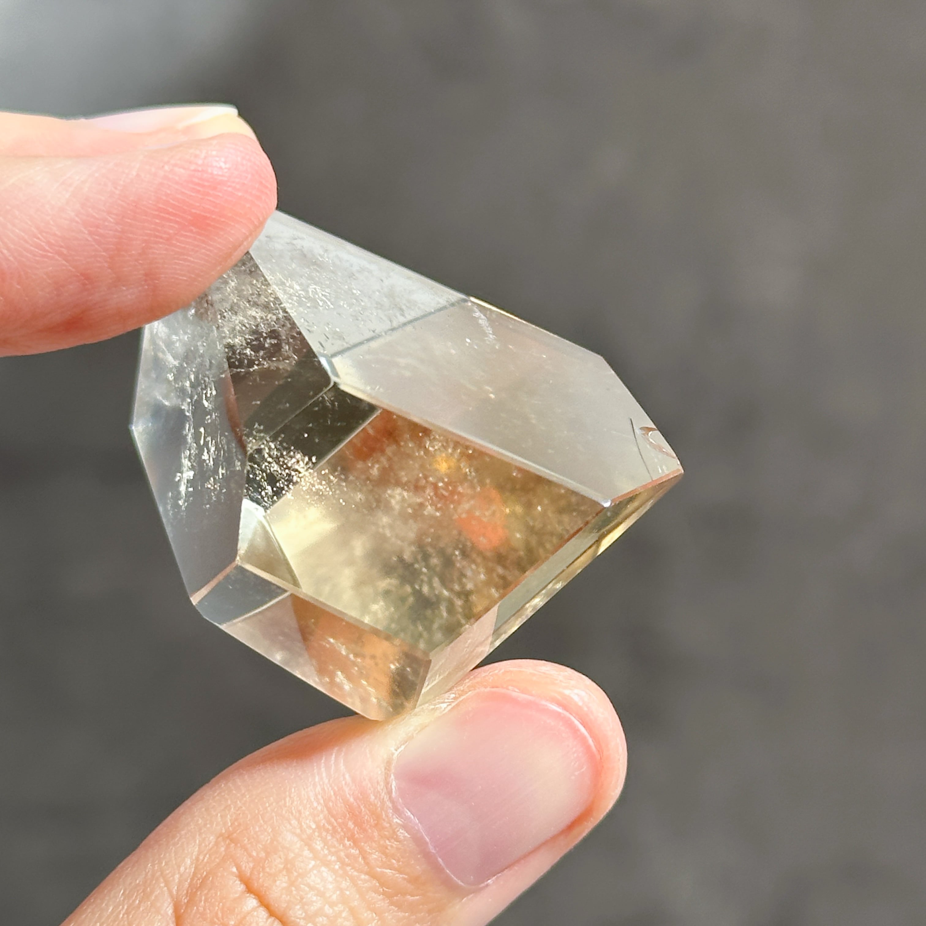 シトリン（黄水晶） フリーフォーム94◇ Citrine ◇ 天然石・鉱物