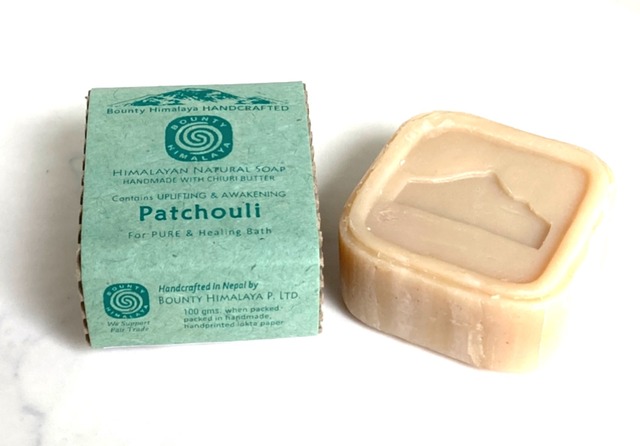 アーユルヴェーダ・パチュリソープ〈スキンケア〉Bounty Himalaya Patchouli Soap