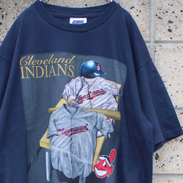 【XLサイズ】90s Cleveland INDIANS エンブレムロゴ多々 古着 Tシャツ