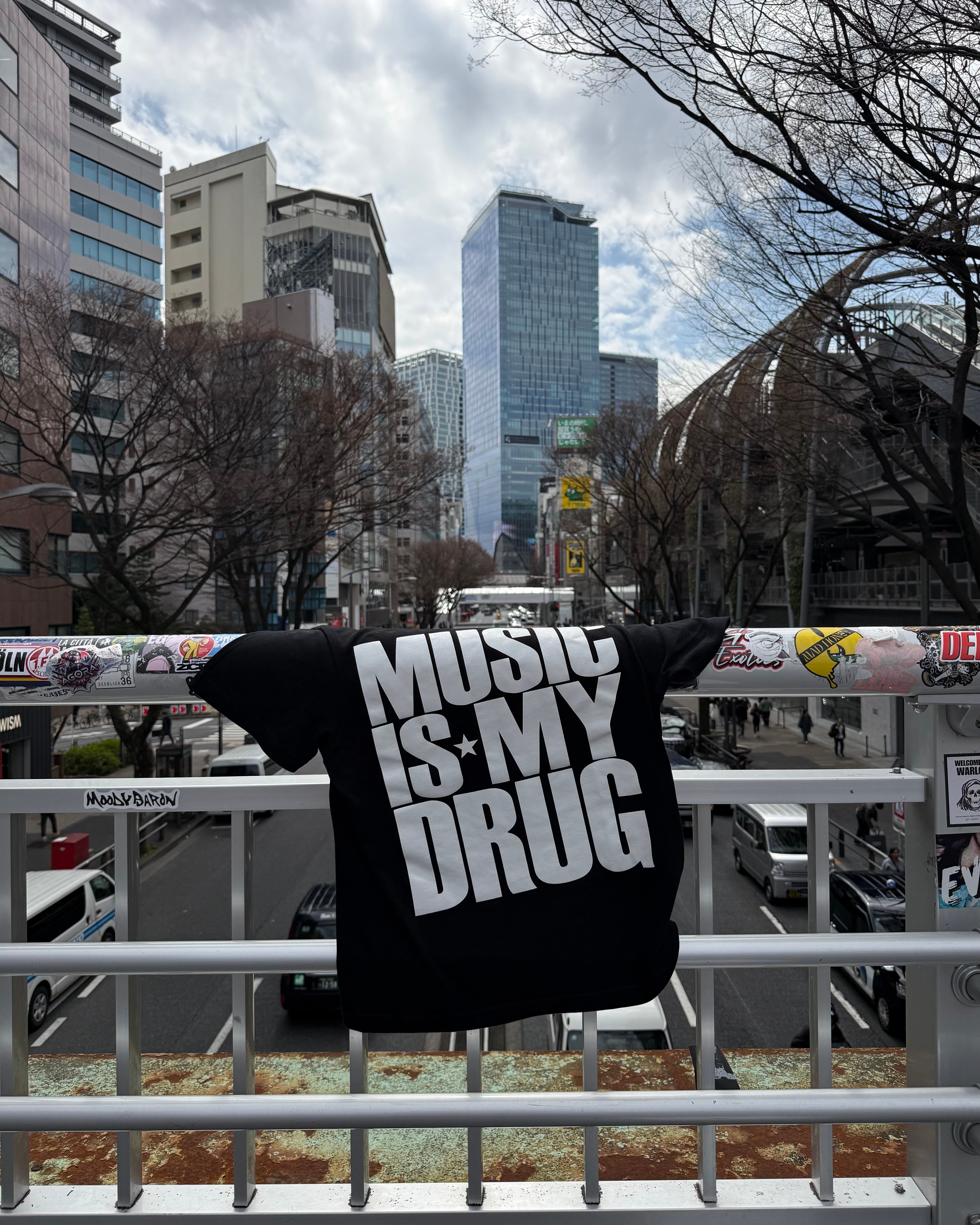 MUSIC IS ☆ MY DRUG