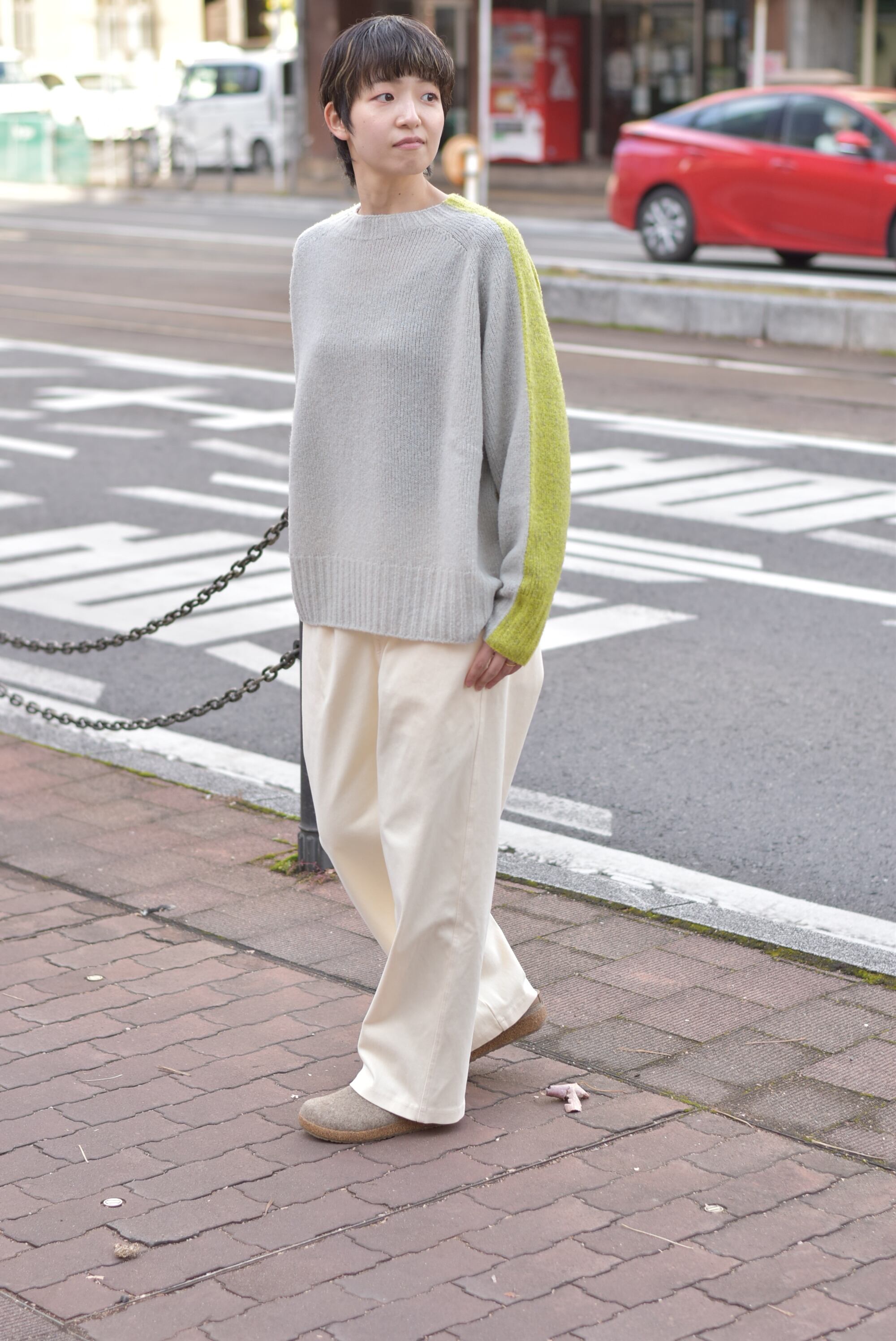 maillot】mature wool bicolor crew wide sweater | theater(シアター)