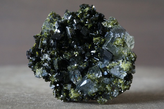 トルコ産エピドート/クォーツ ⑪ Epidote / Quartz 1569