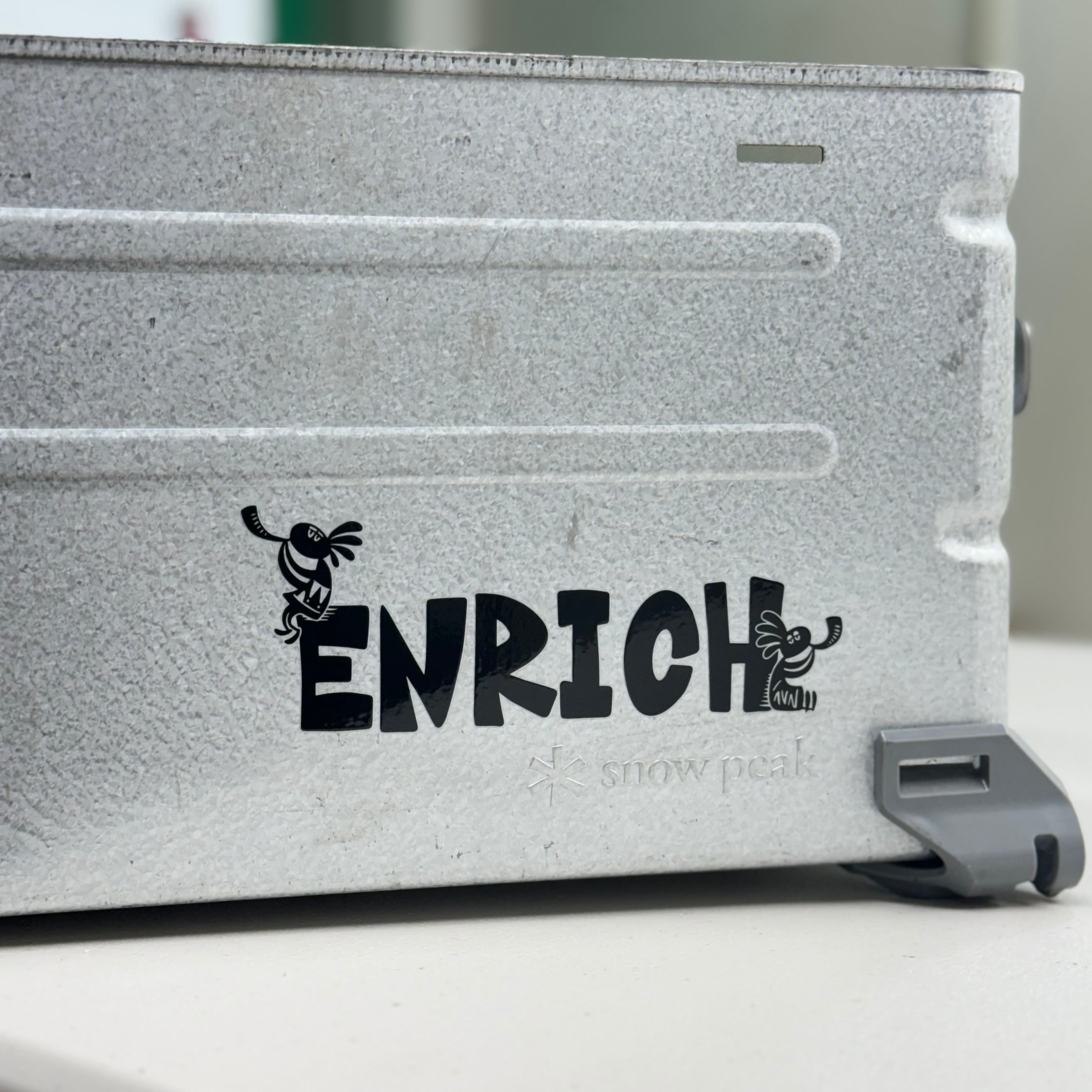 ENRICH転写シール(大) | ココペリグッズ、キャンプ用品の【ENRICH】