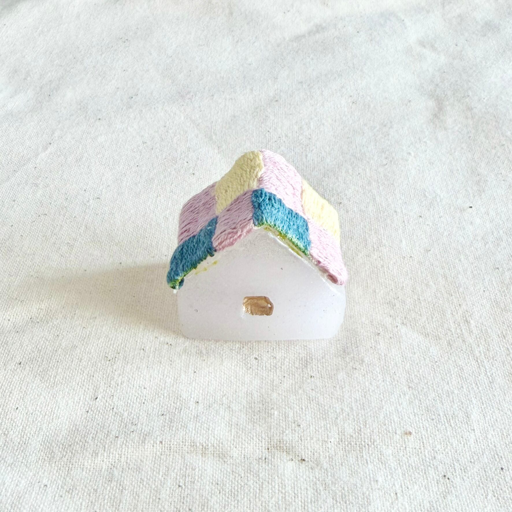 misaki kotori glass and thread