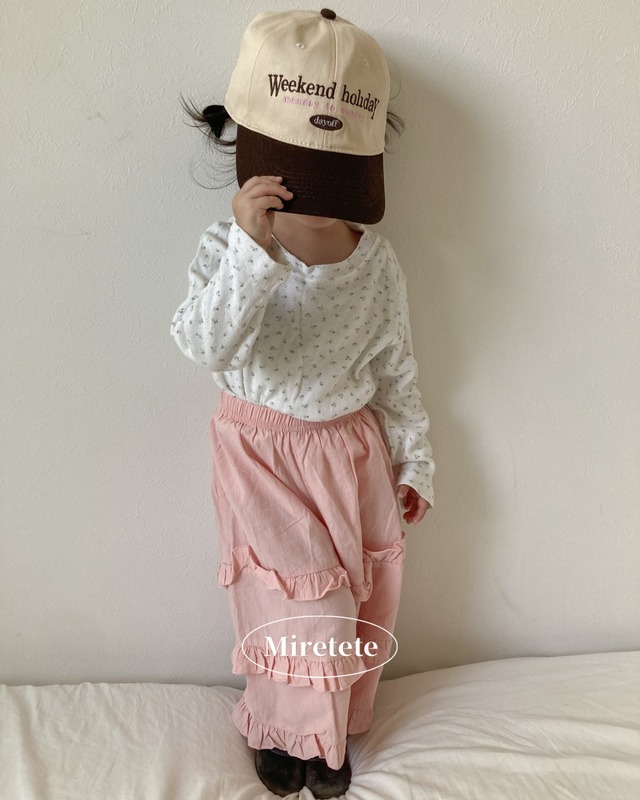 【取寄】パンツスタイルがガーリーに決まる！フリルワイドパンツ