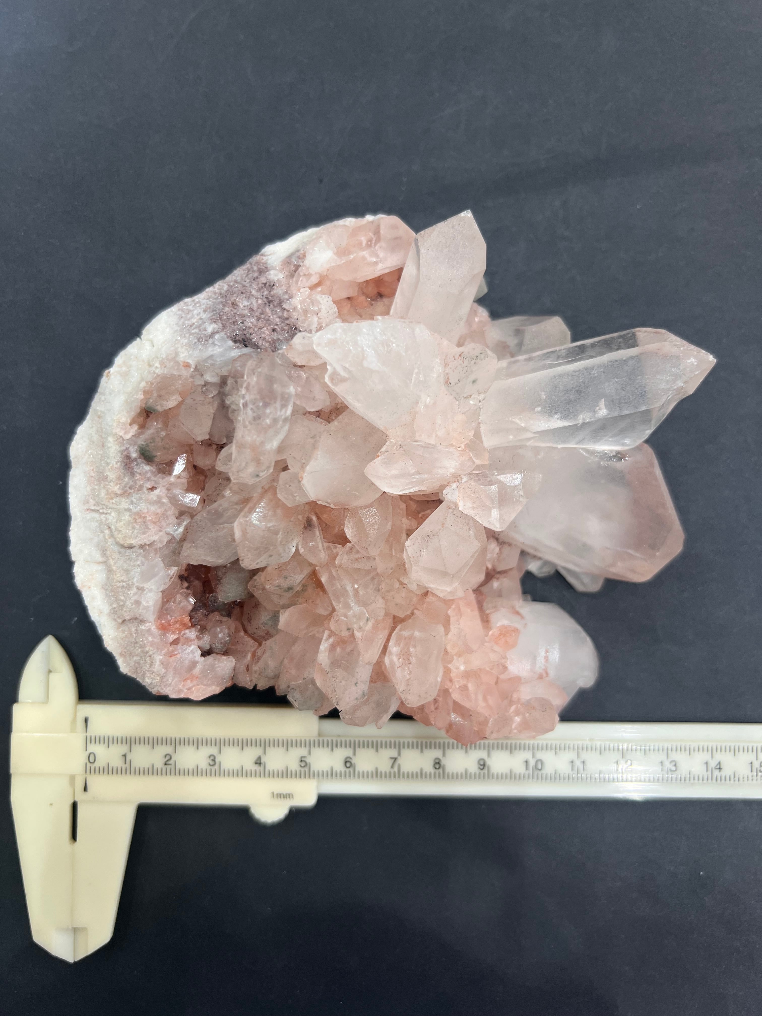 ファントム✨ 苺水晶 ストロベリー クォーツ ファイヤー ラフストーン