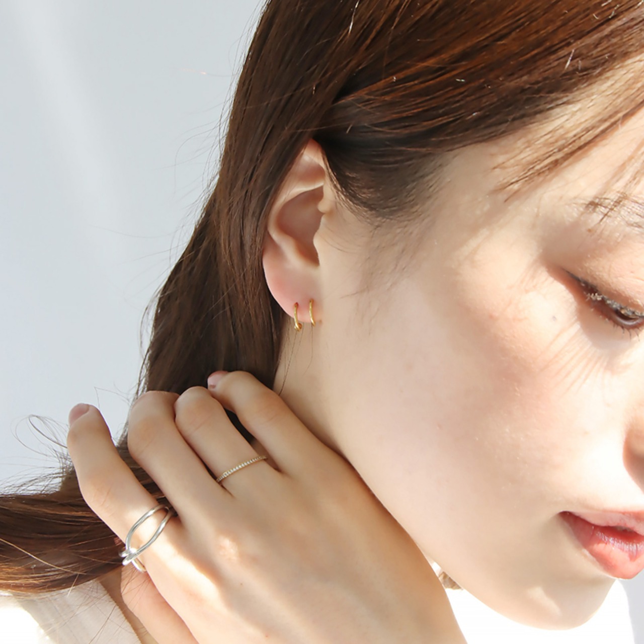 【ネコポス便】ピアス 小さめ スパイラルピアス 18k ステンレス つけっぱなし 金アレ対応 レディース フープピアス シンプルゴールド 金属アレルギー  2224