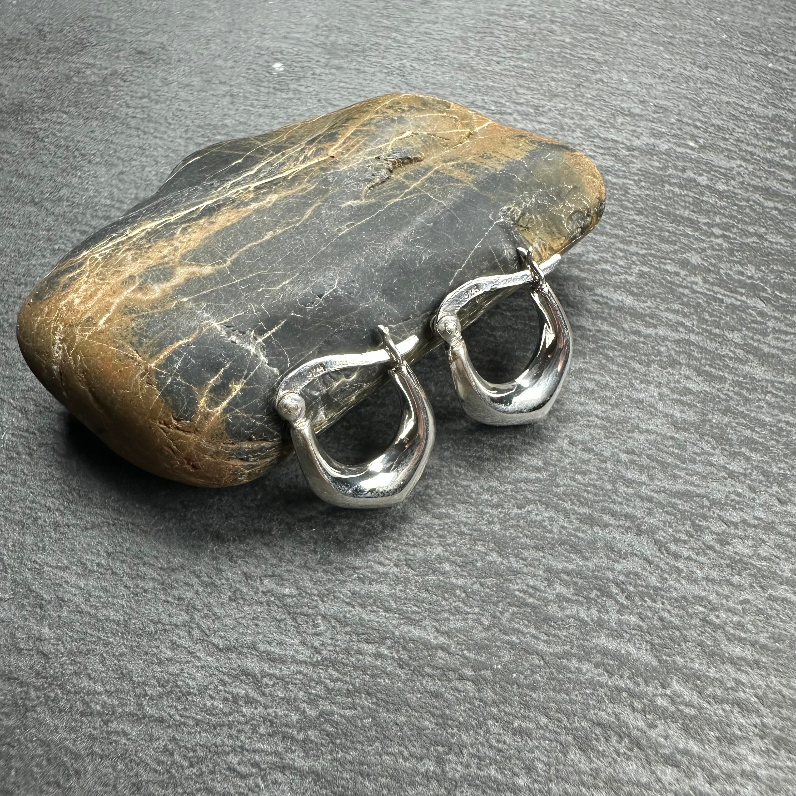 シルバー925 silver クローフープピアス/軽研磨仕上げ