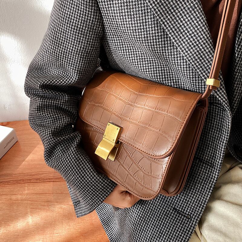 レッドスタイル クロスボディ スクウェア 手作りハンドバック60442251768