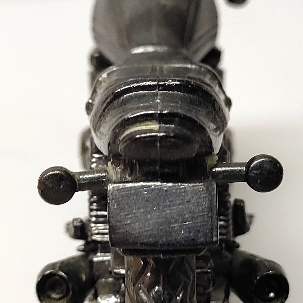 KAWASAKI・カワサキ・ゼファー1100・ミニチュア・レッドバロン KAWASAKI・カワサキ・ゼファー1100・ミニチュア・レッドバロン