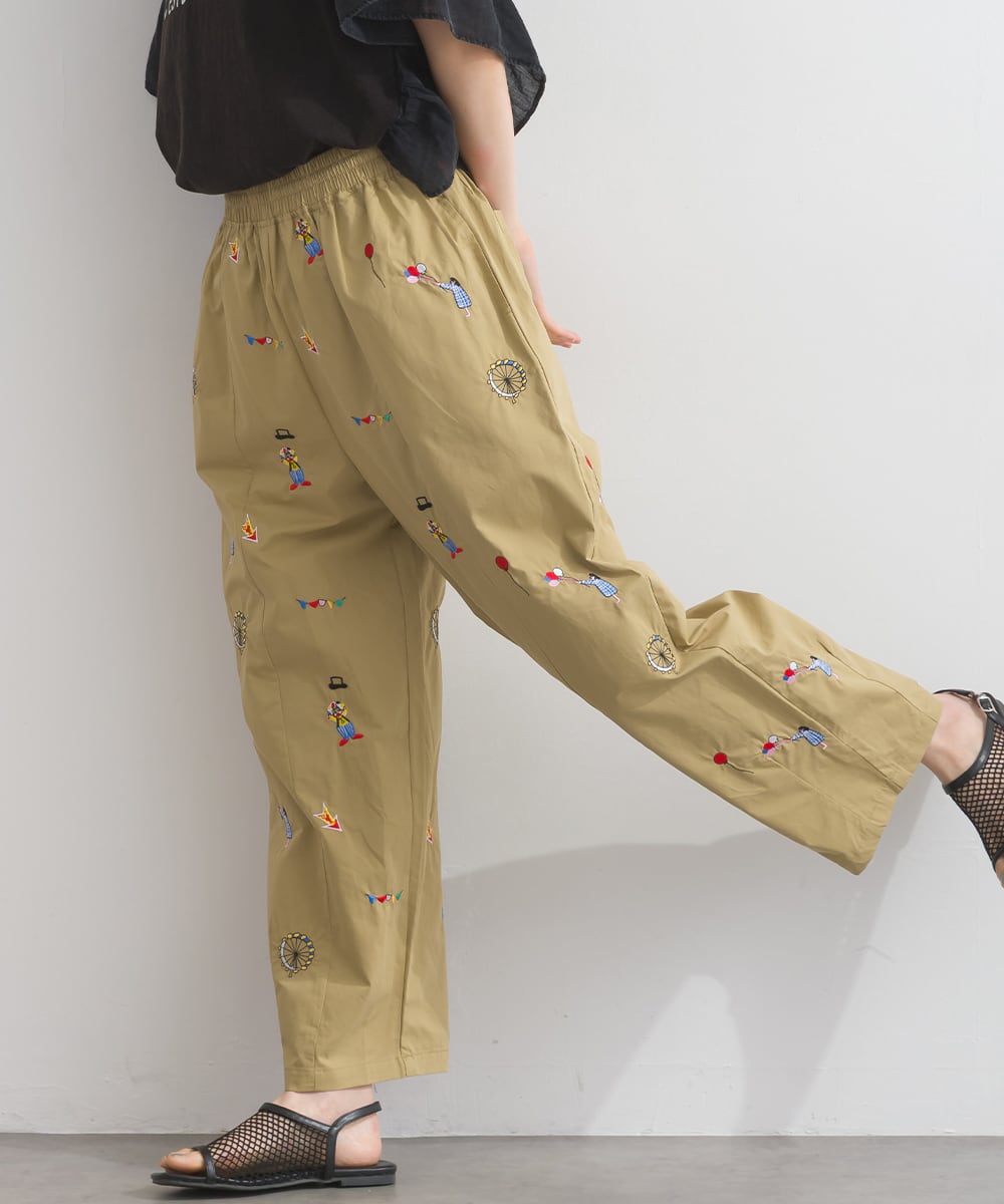 美品　内田ミシン　レディース　ピエロ　サーカスパンツ　イージー　ワイド　総柄 D262091 サーカス総柄刺繍パンツ / All-Over Embroidery Stitch Pants