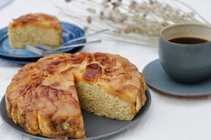 紅茶　無添加リンゴケーキ　ホール　スイーツ　お取り寄せ　プレゼント　焼き菓子