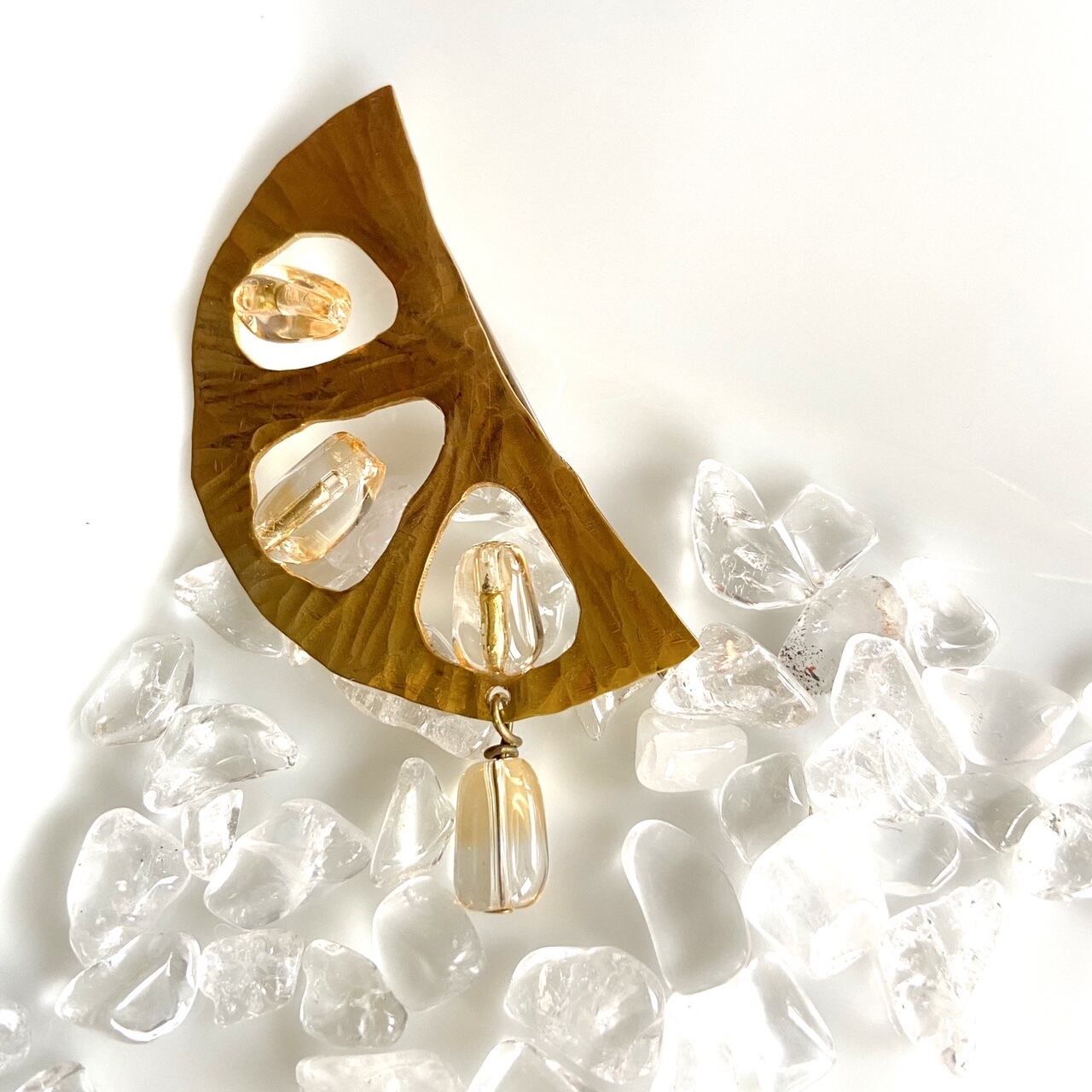 art jewelry marble　レモンブローチ