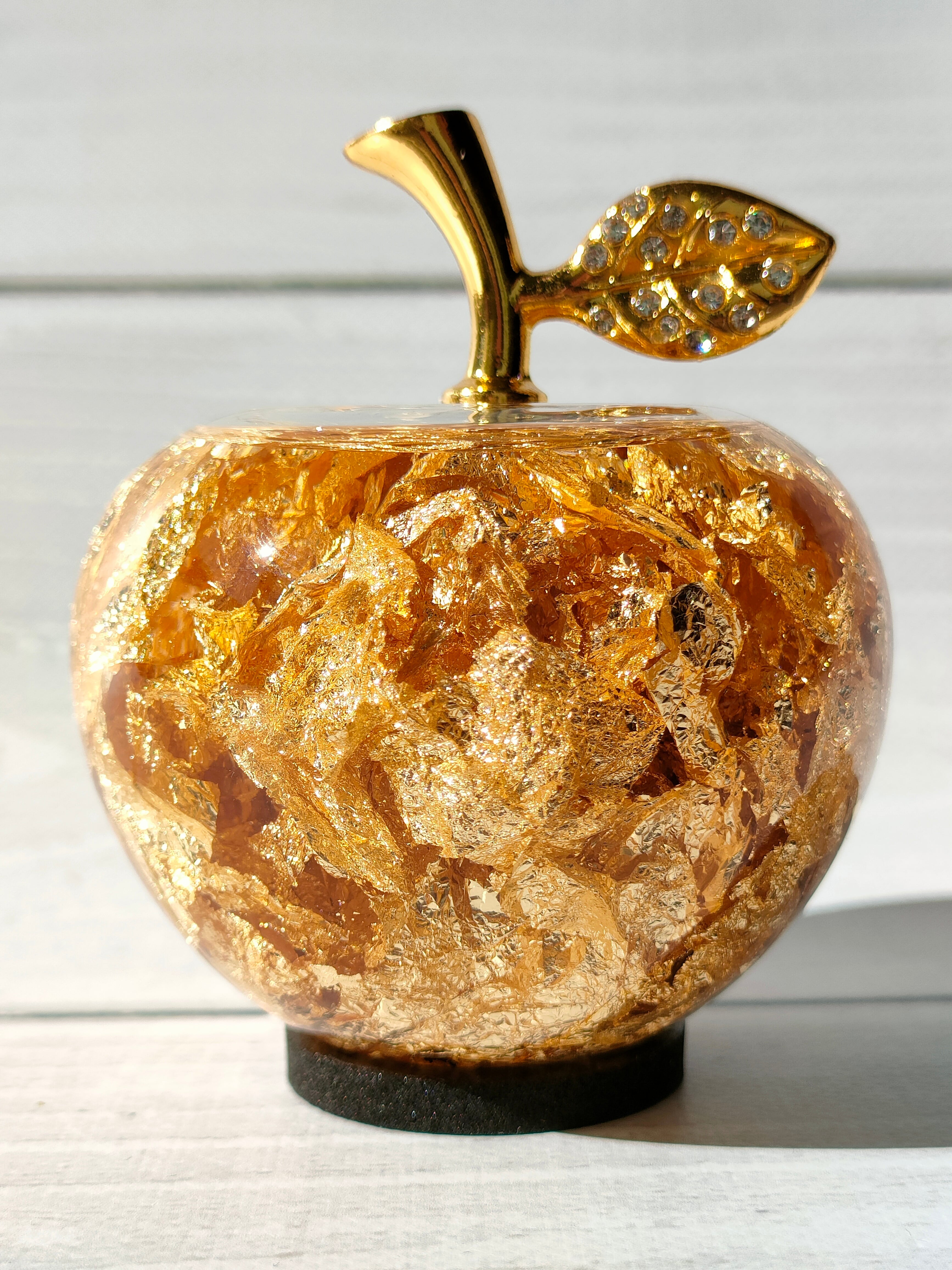 ピカピカ金箔りんご (小)