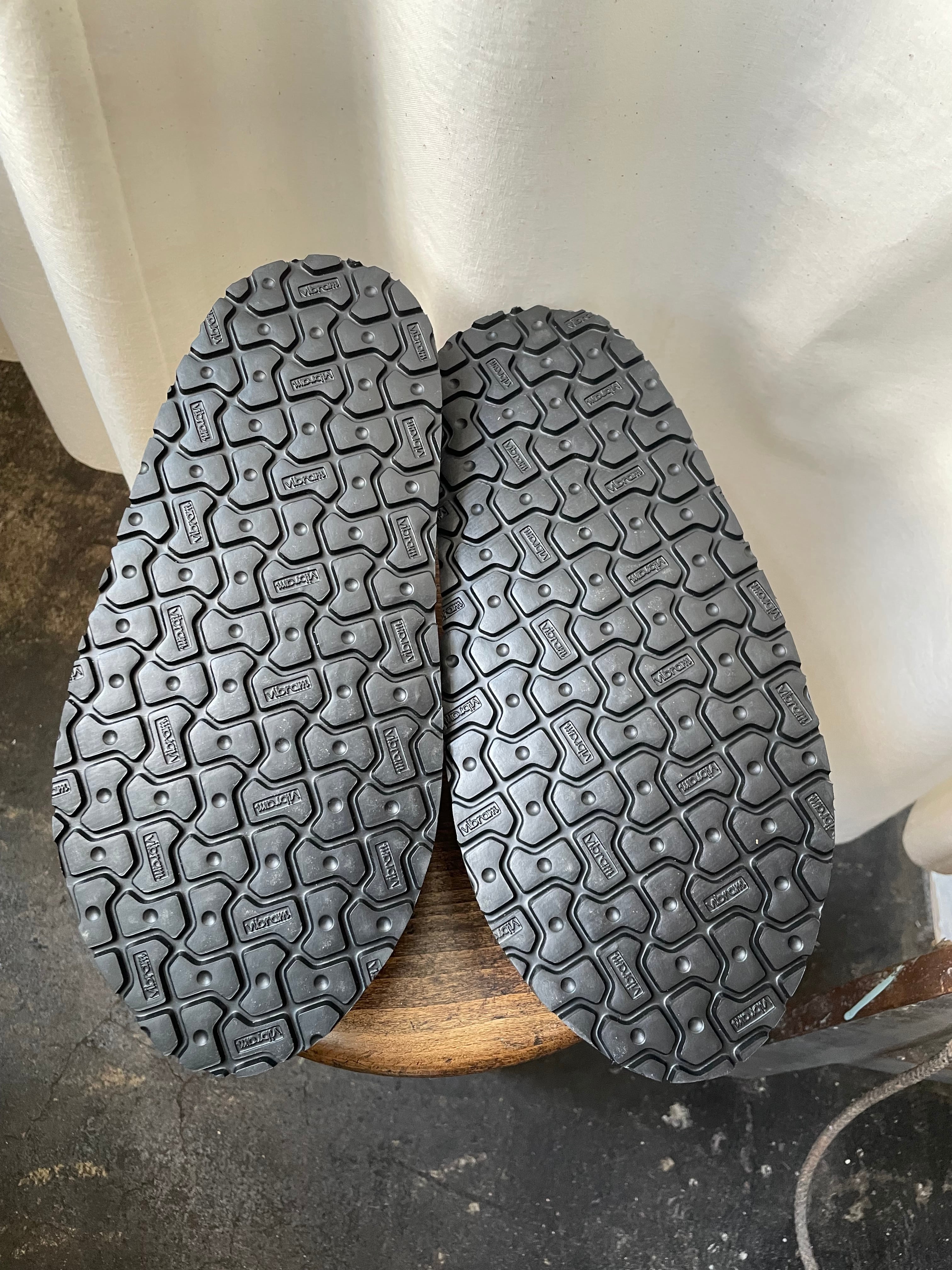 ハンドメイド レザーサンダル タッセル ヌメ革 本革 革サンダル 26.5cm