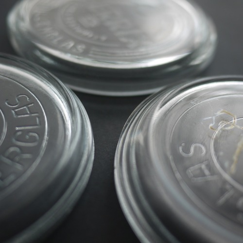 メイソンジャー　古いガラスの蓋　ドイツ