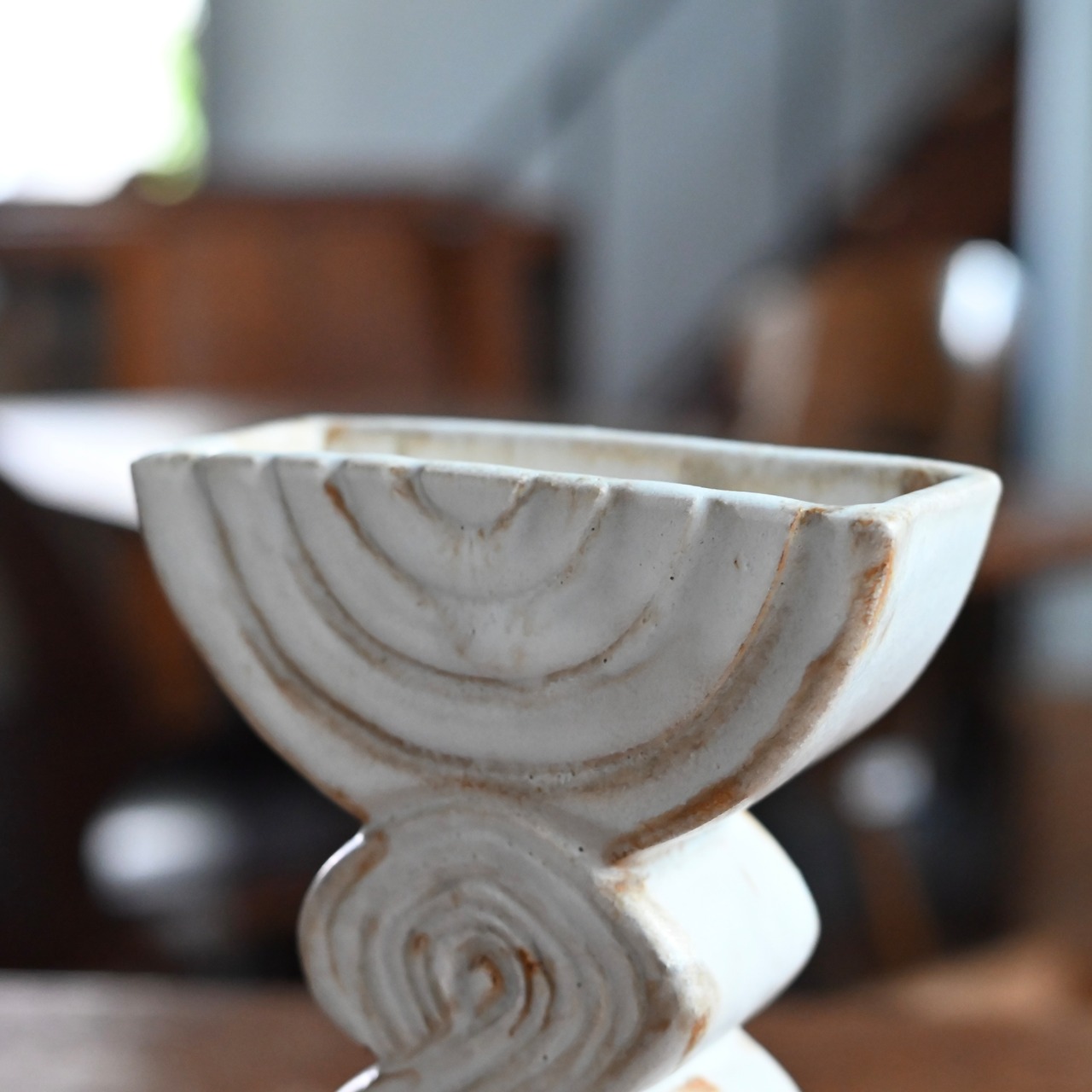 OluNoA / フラワーベース〈 花瓶・花器・一輪挿し・陶器・インテリア・置物 〉