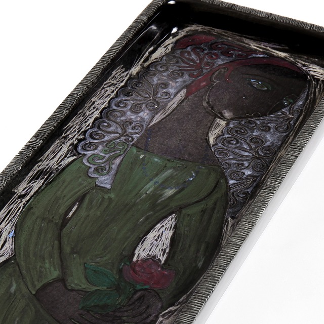 ARABIA アラビア Hilkka-Liisa Ahola ヒルッカ・リーサ・アホラ 赤い薔薇をもつ婦人の陶板 北欧ヴィンテージ