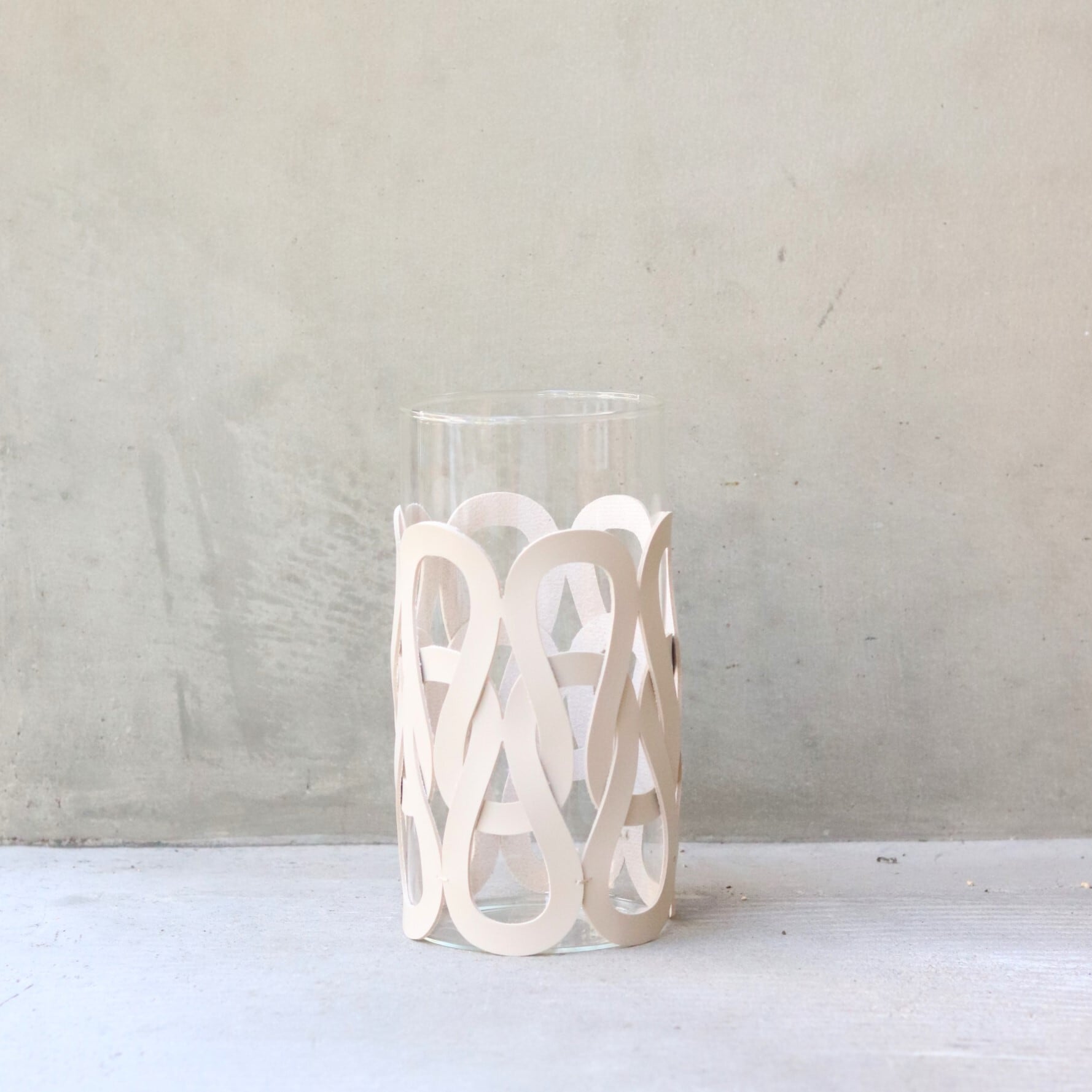 【ガラス】The Wrapped In Leather Vase / Short