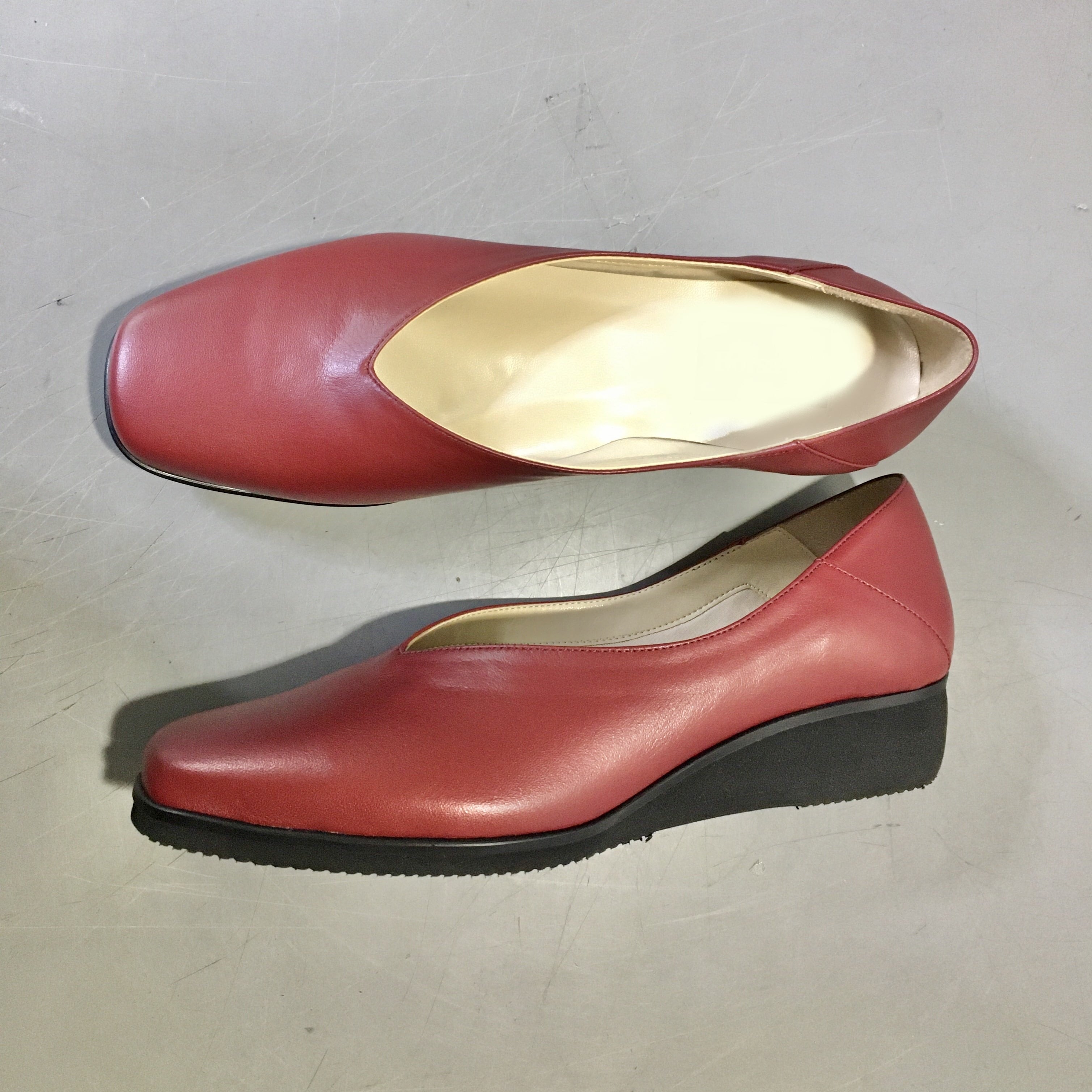 スクエアトゥバブーシュスリッポン