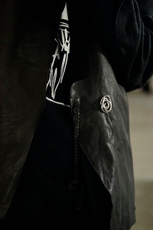 BLACK BIRD - Sleeveless leather jacket | EMA