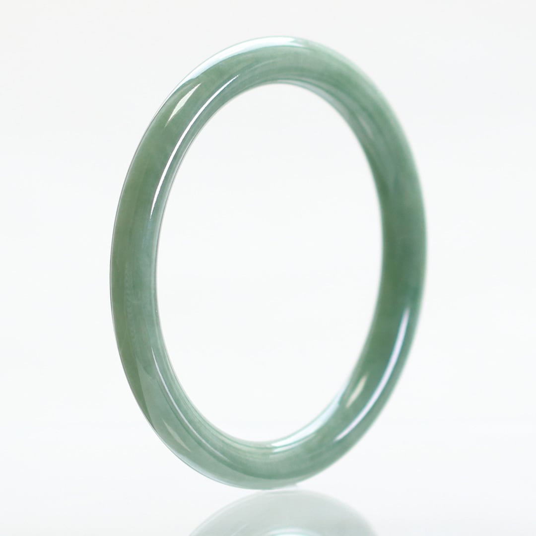 内径 約57mm 】自然ならではの色味のバングル！ A貨翡翠 jd_bg1223