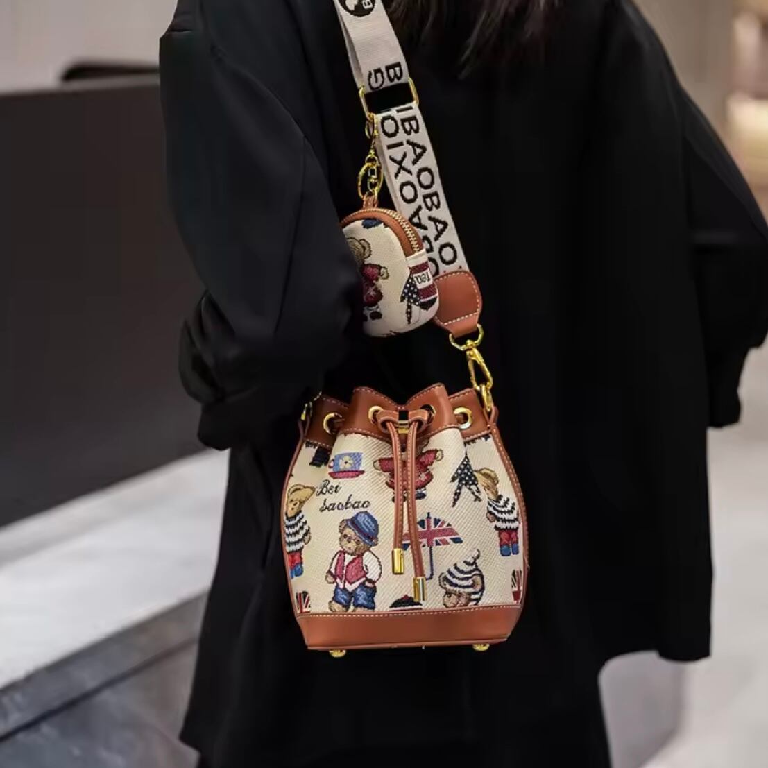 british bear shoulder bag