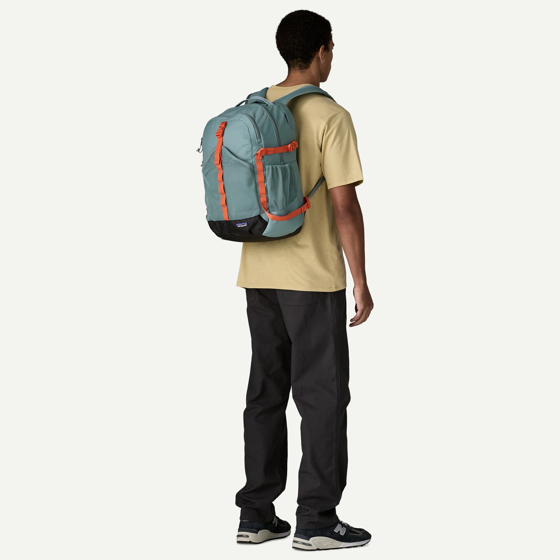 2026 NEW MODEL パタゴニア レフュジオ デイパック 30L Blue Sage