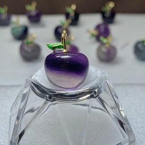 42.フローライトりんご・ペンダントトップ