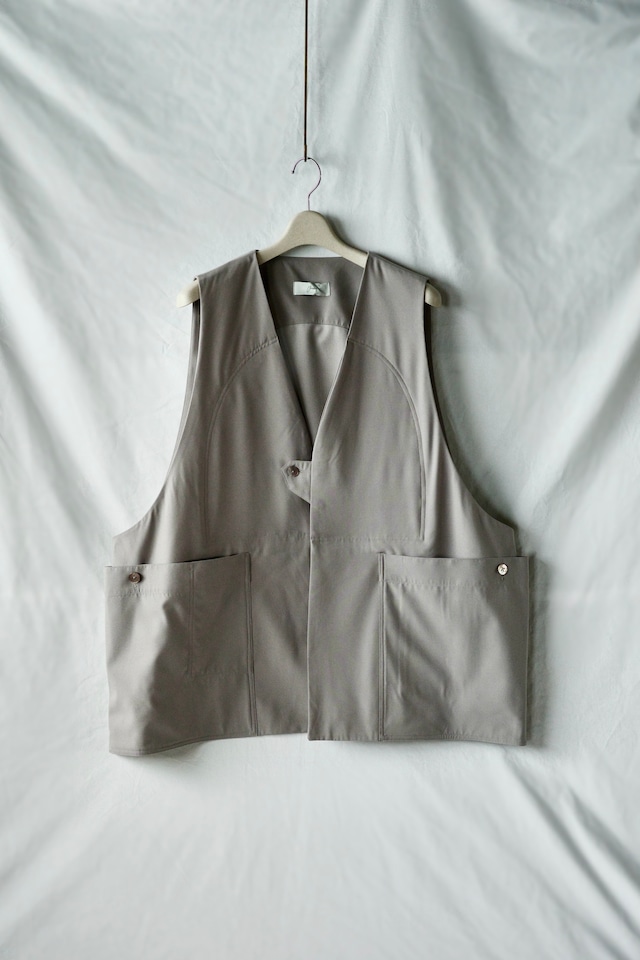 amachi.【Field Suit - 2 Way Vest -Gray Beige-】
