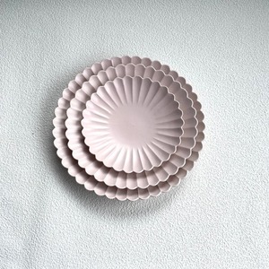 【陶器市お買い得商品】ピンクマット菊型皿３枚セット