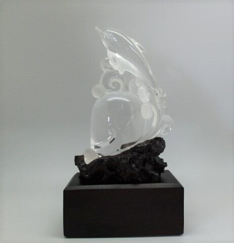 [送料無料]最高品質][超美品] 総高約32cm 最高品質天然水晶イルカ