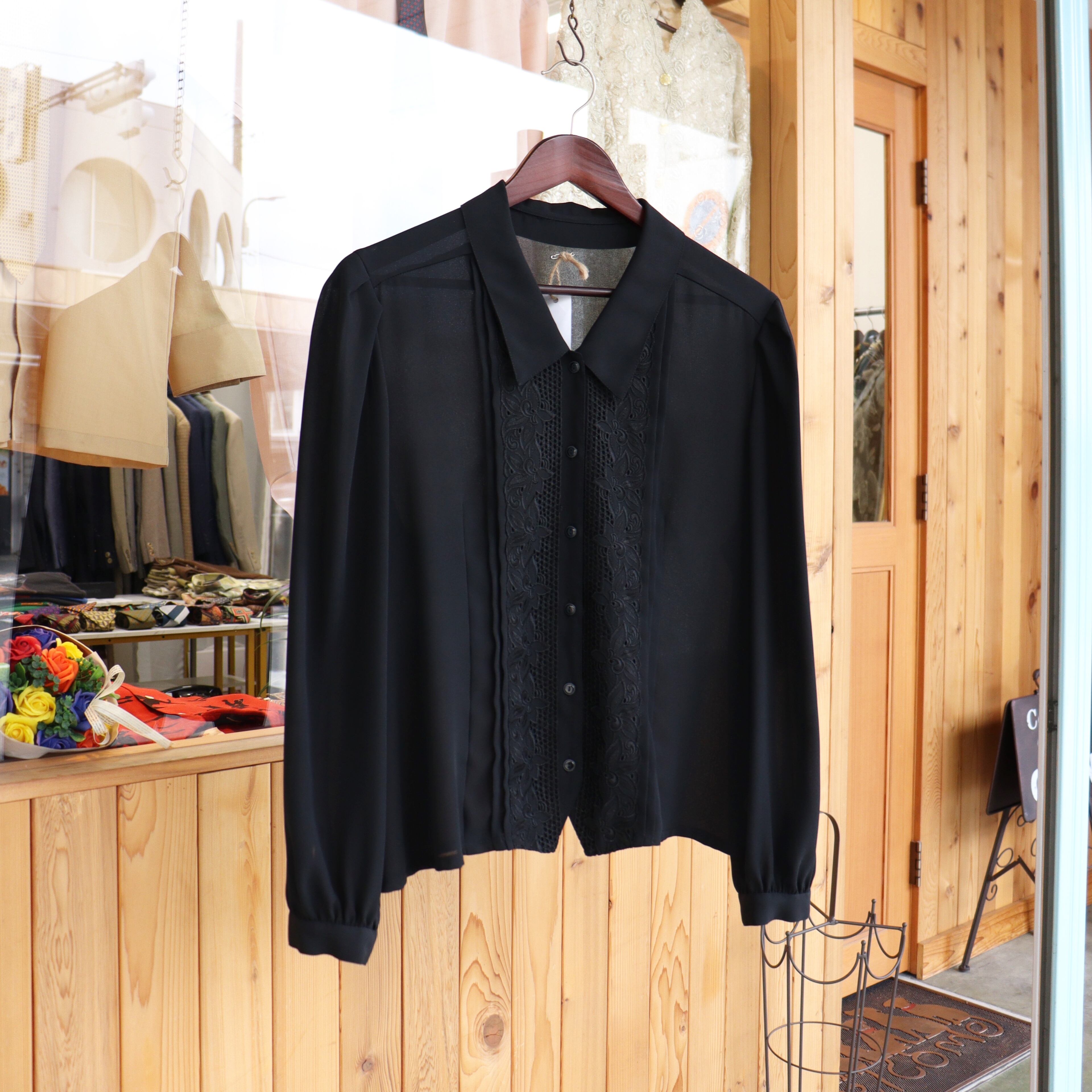 JAPAN vintage lace blouse