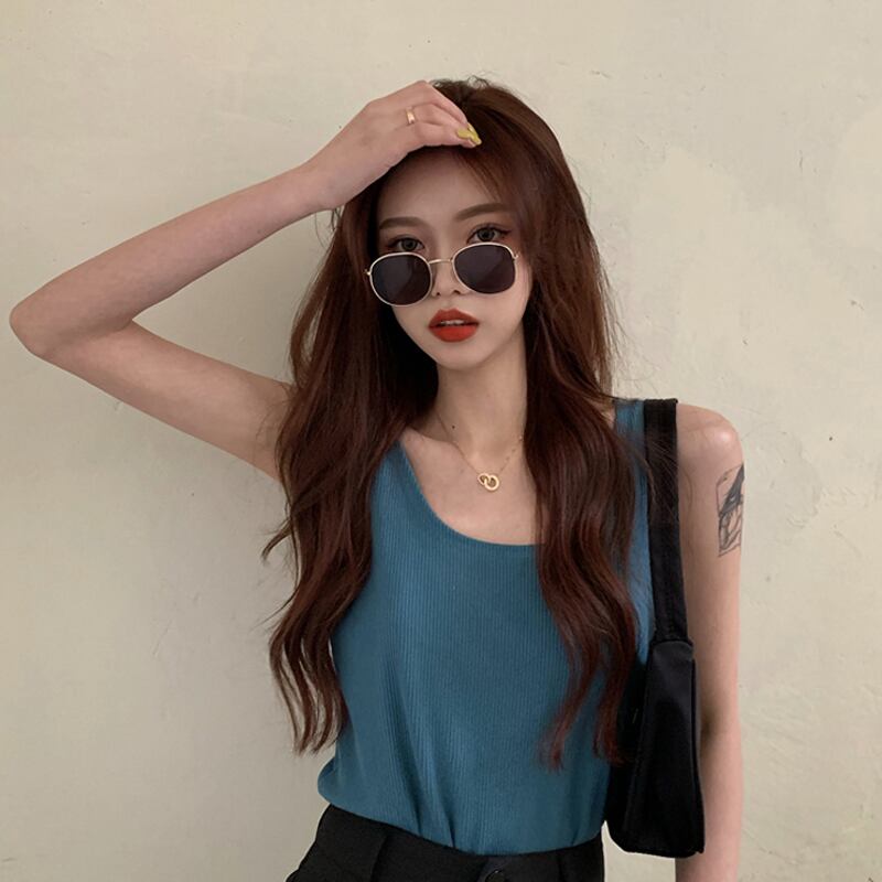 スタイルサマーレッドニットノースリーブシャツ トップス 夏物 試着室39675246066