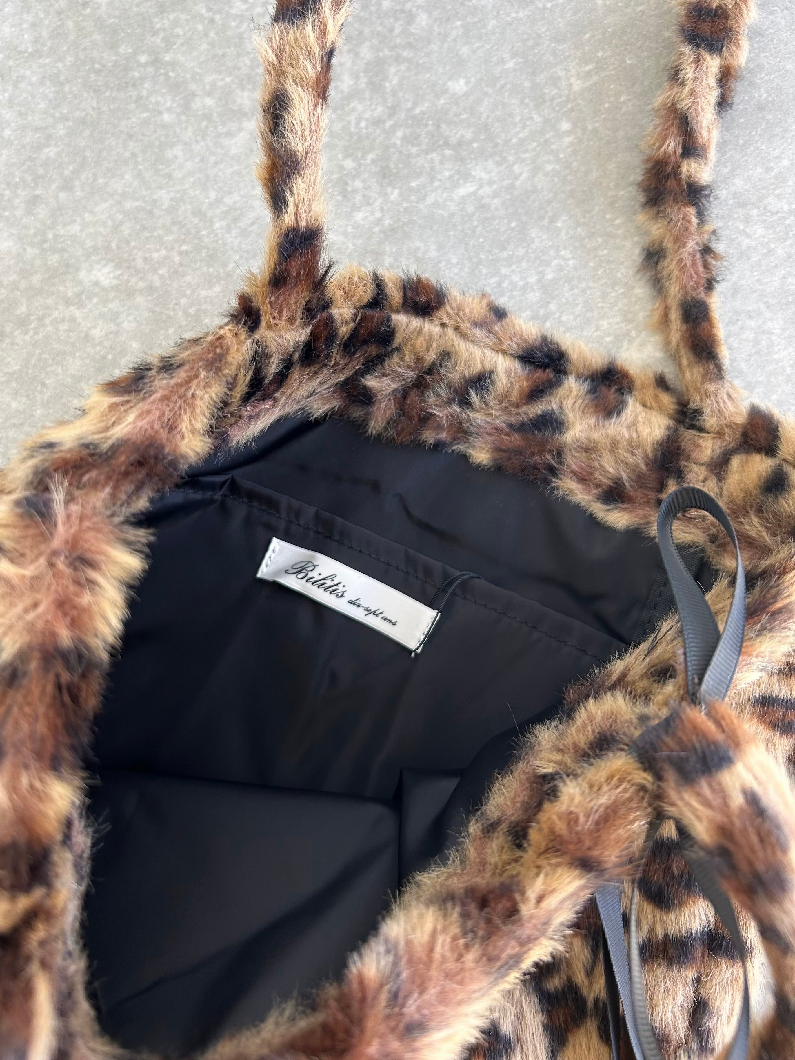 Bilitis dix-sept ans Leopard Fur Tote A Misc-1374 | KOKO