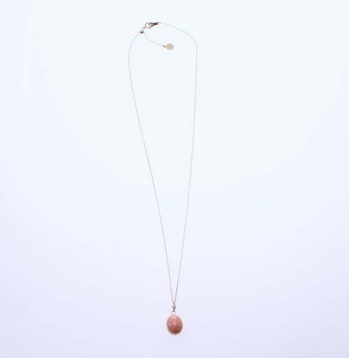 桃珊瑚覆輪、刻印付きネックレス　N1059　Pink Coral Necklace in Bezel Setting, Stamped