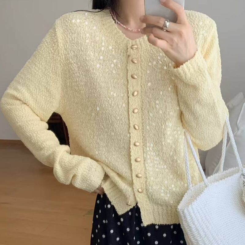 【tops】スパンコール付きニットカーディガン Q6220