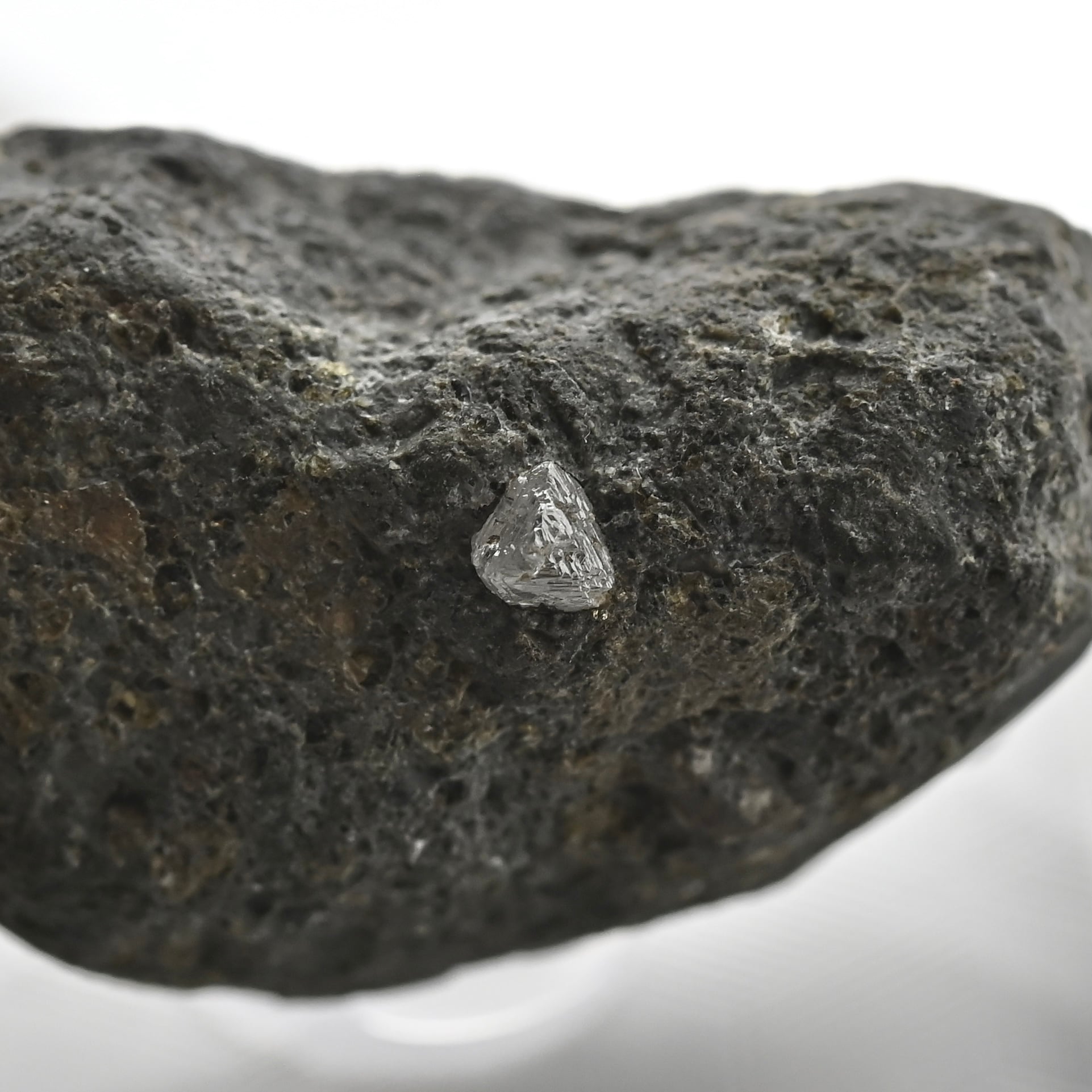 ダイヤモンド【Diamond】ロシア産 | PEANUTS MINERALS