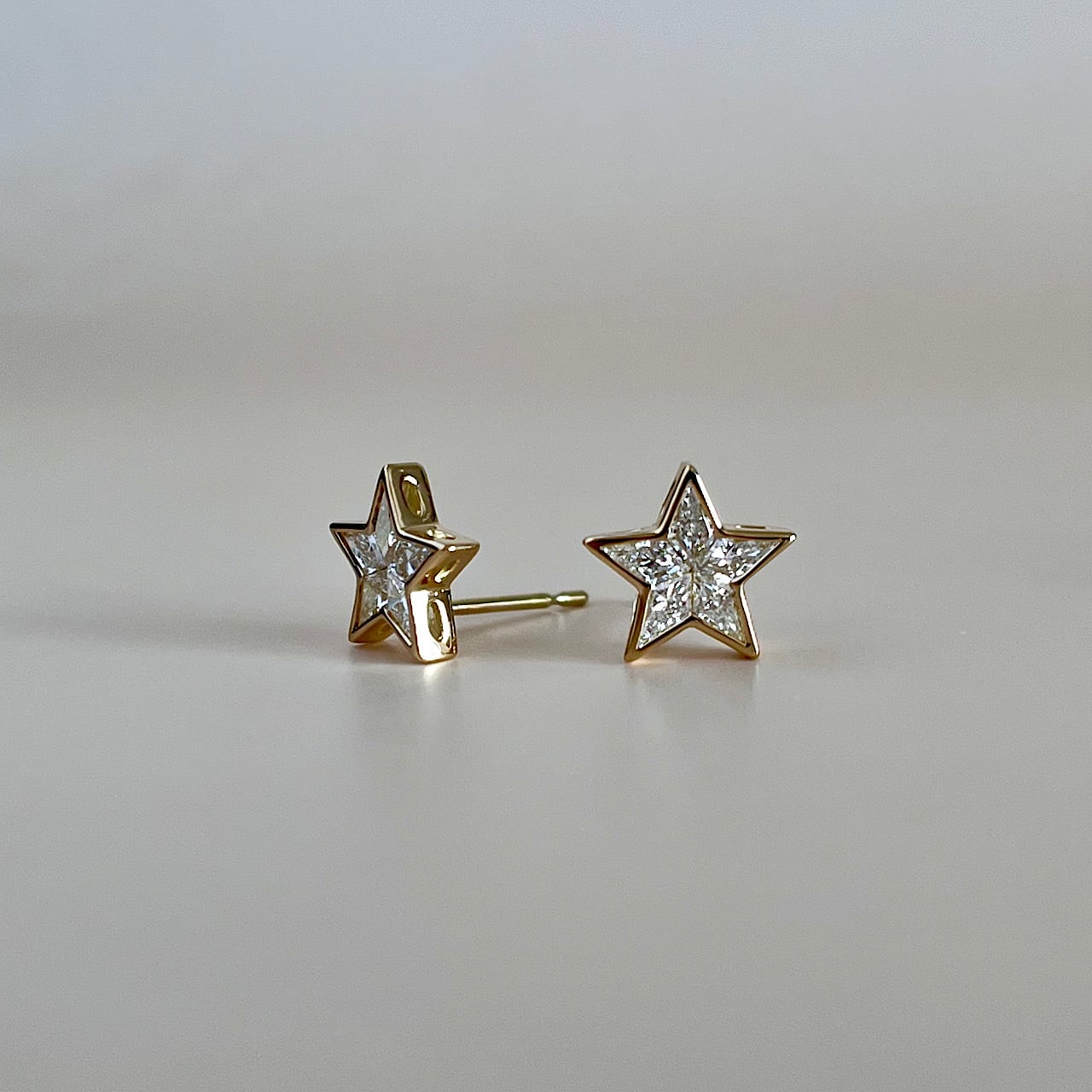 未使用　STAR JEWELRY スターダイヤモンドピアス K18