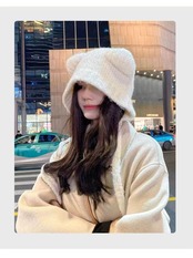 くま耳つきニット帽 ストラップ付_060679