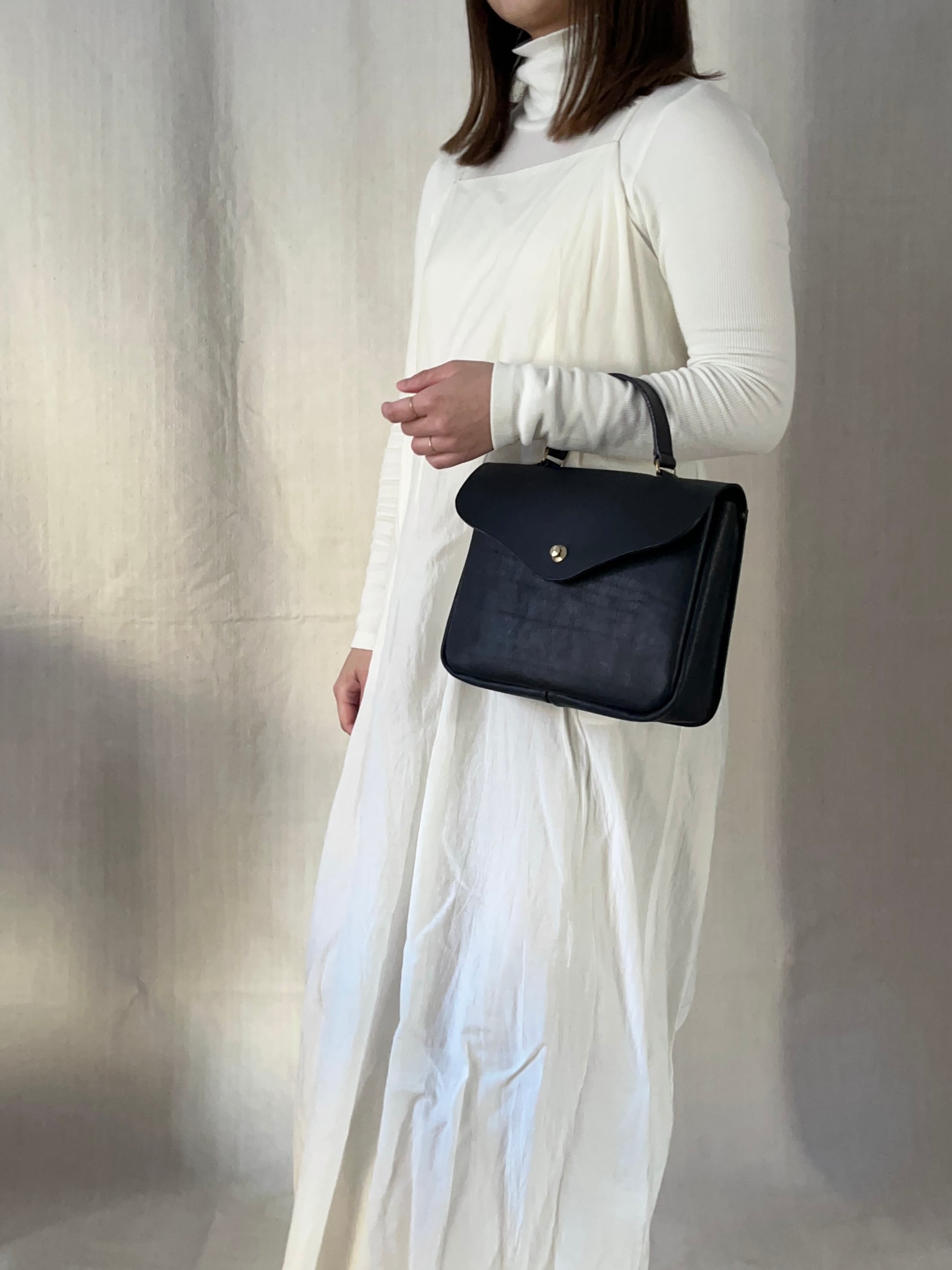 German hook handbag 姫路レザー | studio FAVORI