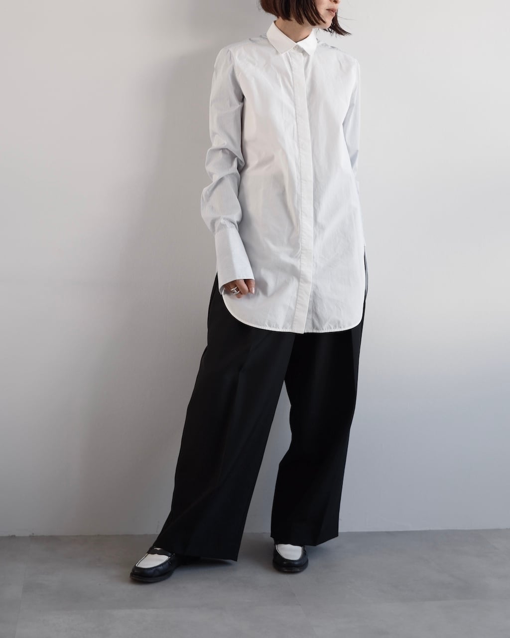 celine フィービー　ロングデザインシャツ CÉLINE by Phoebe philo CONTRAST PANEL LONG SHIRT | dear closet
