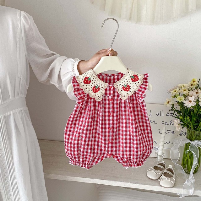 【BABY】ストロベリー刺繍チェック柄レース襟ロンパース - 3