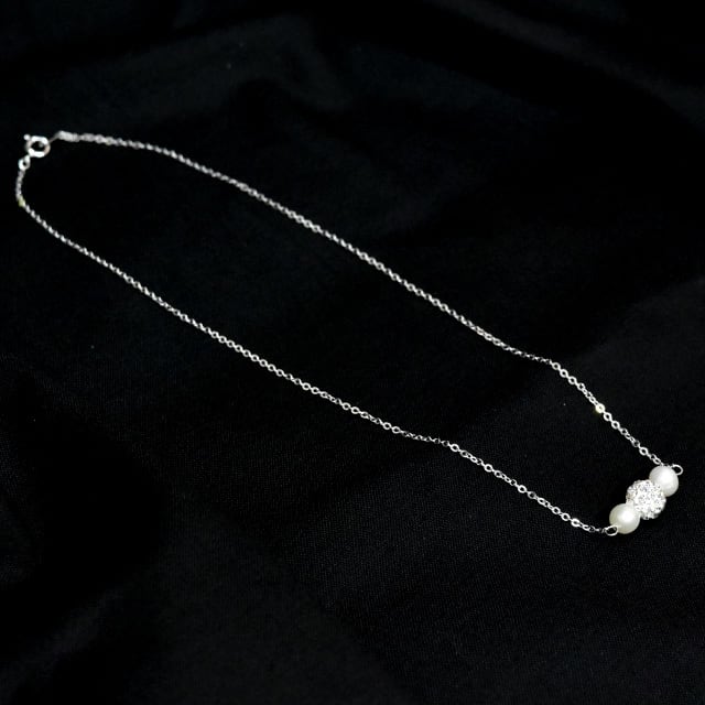 本真珠ペンダント】キラキラ3ツ玉貫通ペンダント | 真珠通販サイト