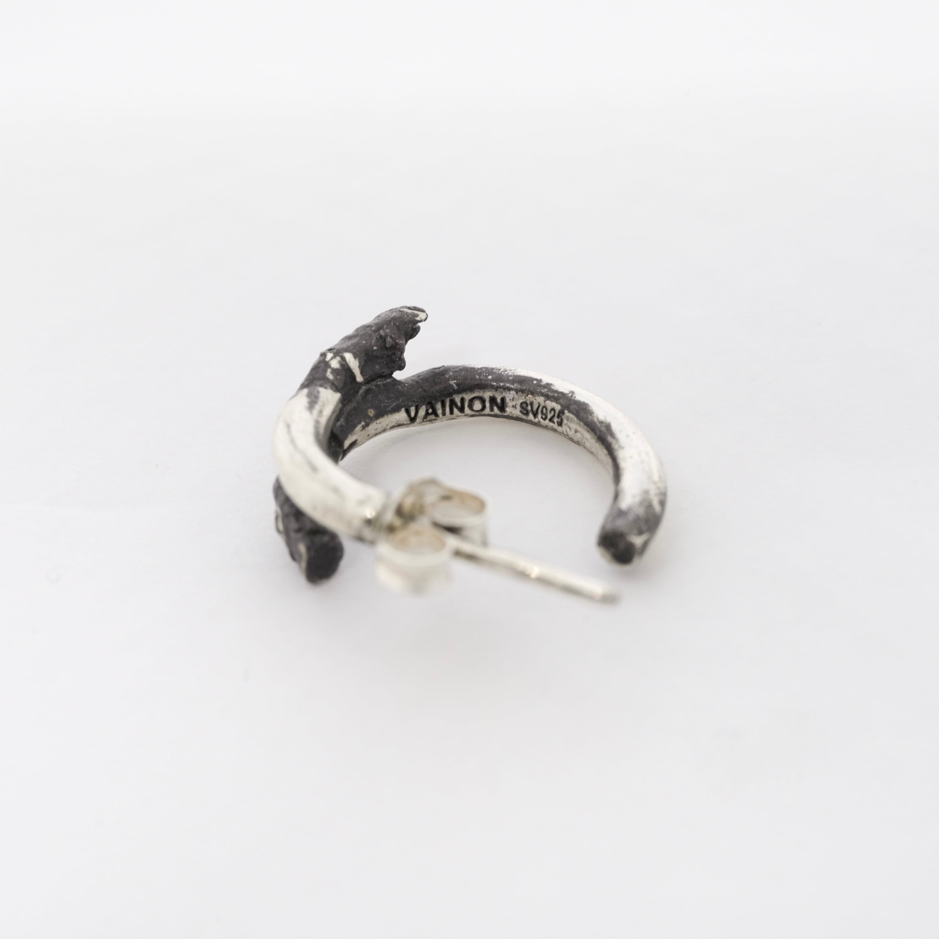 Destroyed Half Hoop Pierce（両耳用） | VAINON