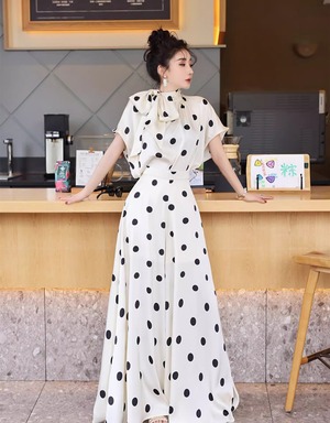 レディース パンツ ボトムス オールインワン ロング マキシ 半袖 りぼんタイ ワイド リボン ウエストマーク ハイウエスト 薄手 かわいい 大人可愛い きれいめ シンプル カジュアル 上品 おしゃれ ドット柄 水玉 春 夏 秋 ロングシーズン ママ マタニティ 10代 20代 30代 40代 オフィス ビジネス 通勤 学生 学校 通学 デート お出かけ ショッピング コーデ 美脚 脚長 普段使い 清楚 トレンド 流行 定番 S M L XL 2XL 大きいサイズ ゆったり ゆる ホワイト ブラック