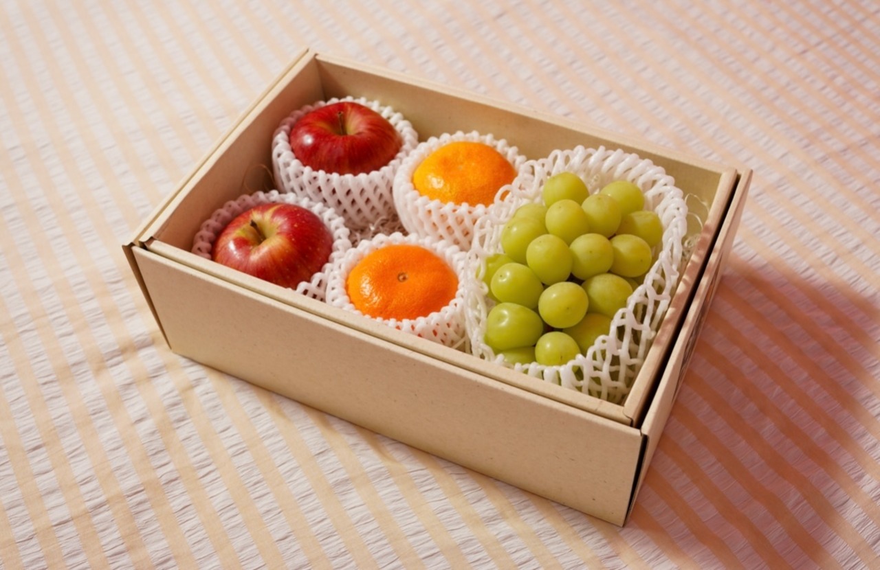 【お歳暮ギフト】冬のプレミアムフルーツ詰め合わせ