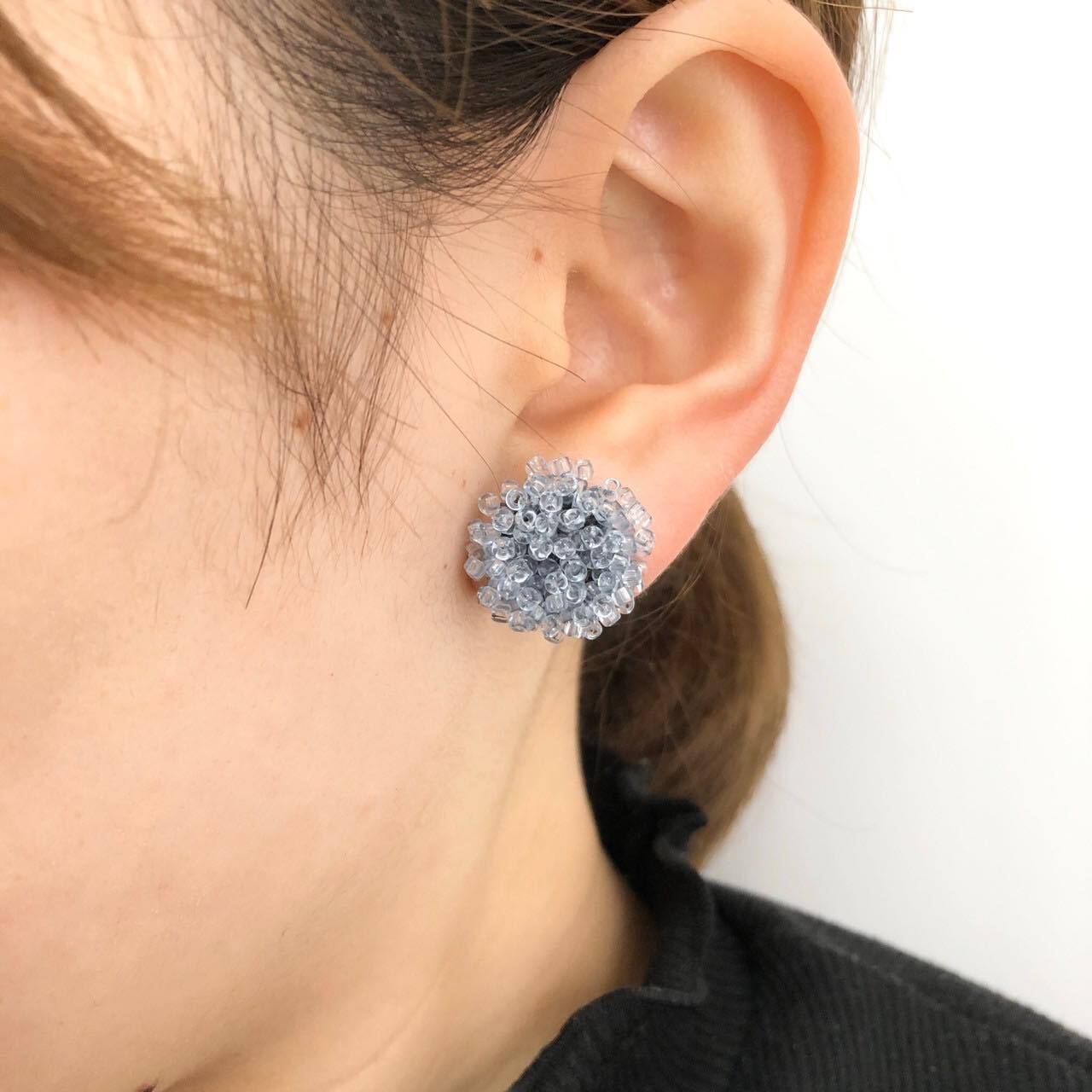 再入荷〉Duaオリジナル ビーズカボションの〈ピアス/イヤリング〉S