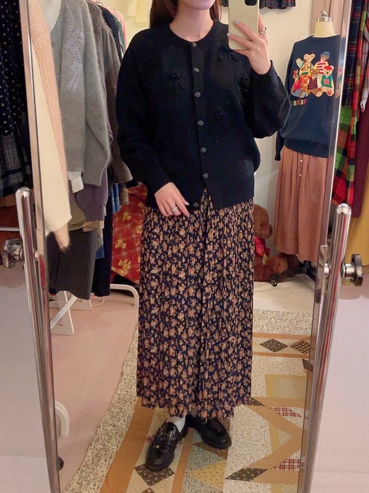 black flower motif knit cardigan