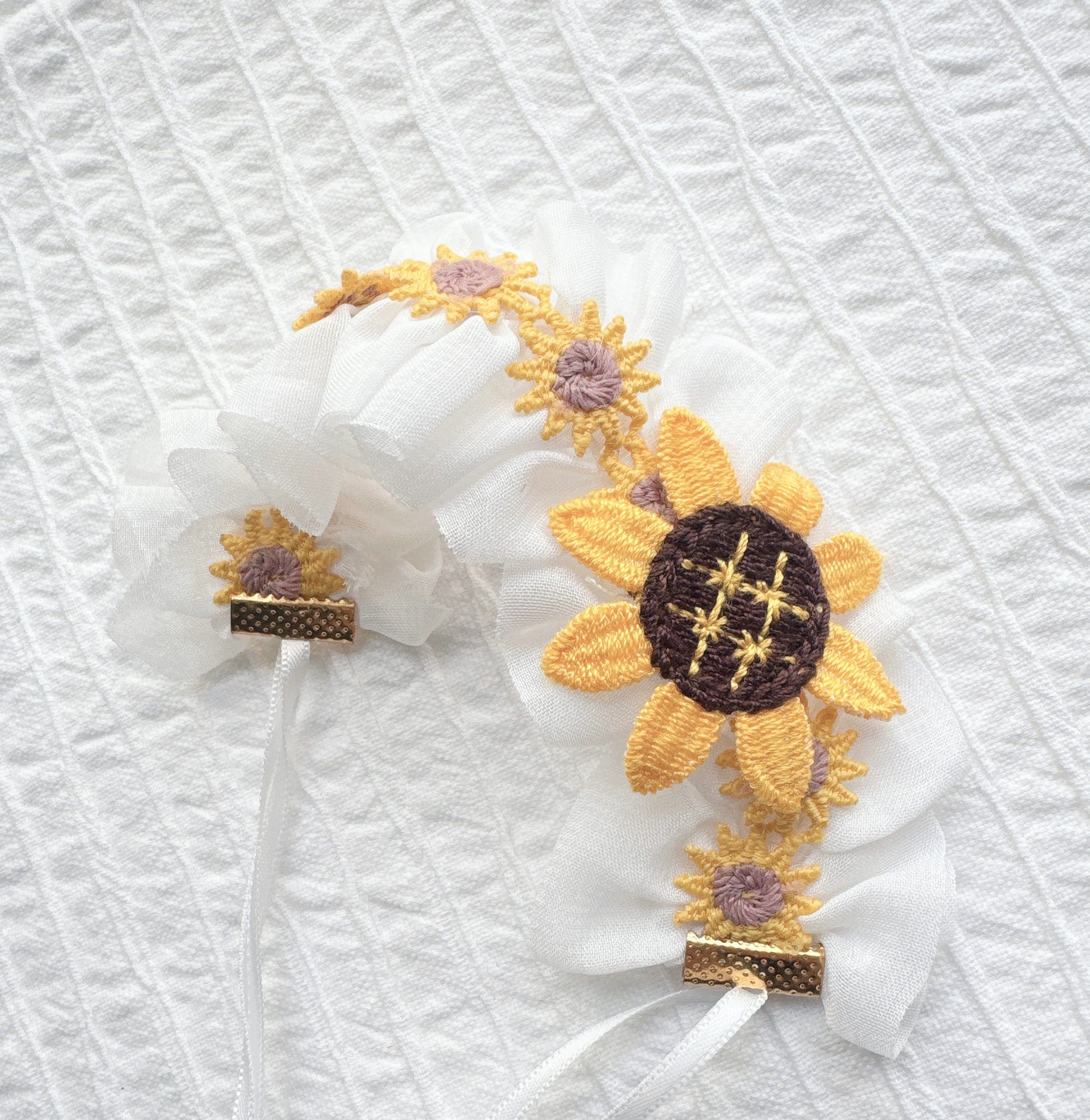 刺繍ひまわりヘッドドレス